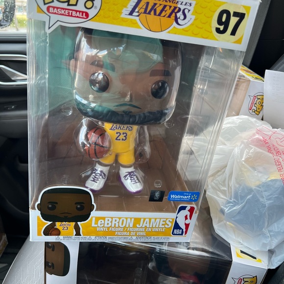 Awesome 15” Funko Pop Lebrone James in his home uniform - Picture 4 of 4